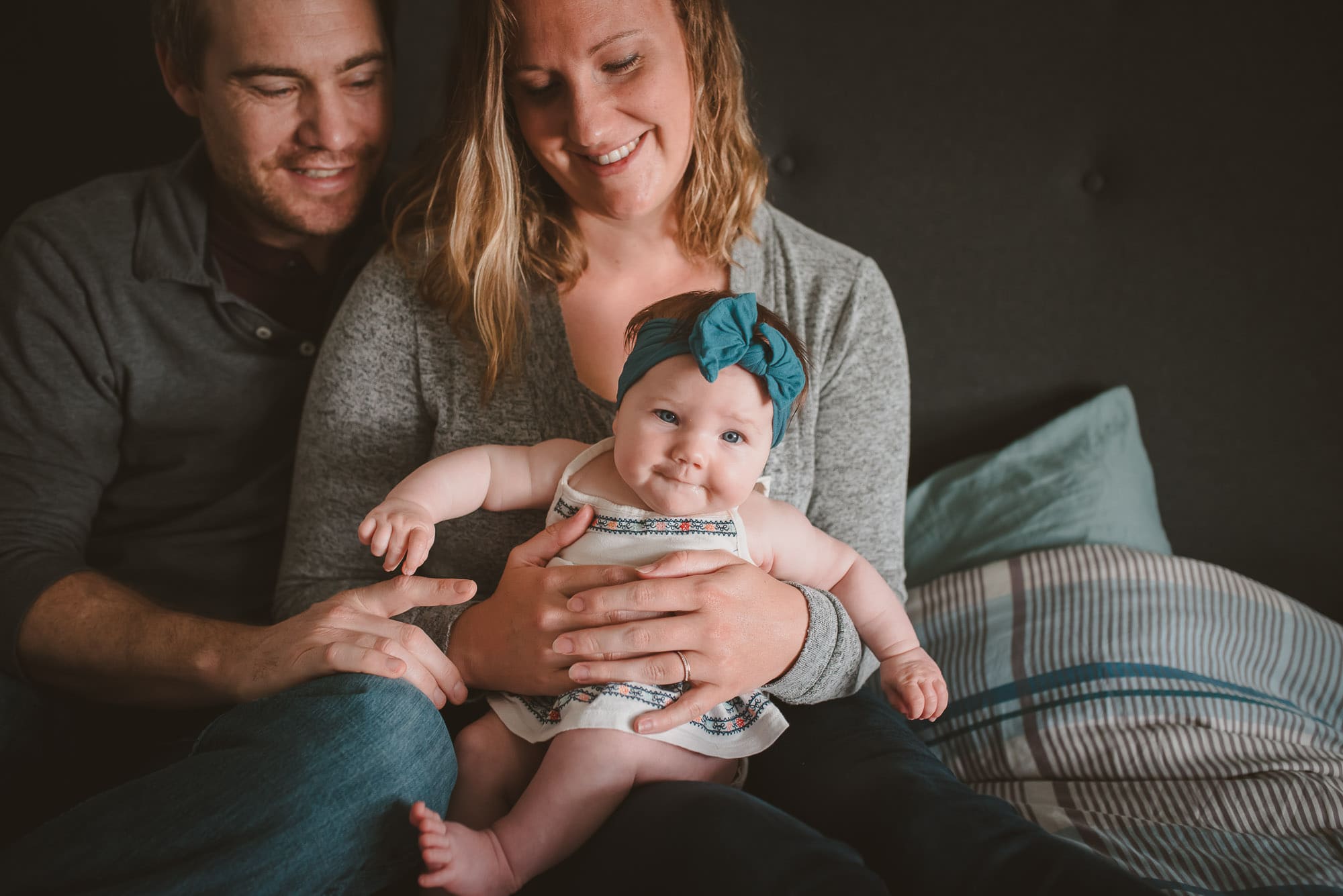 Vancouver Family Photographer captures lots of laughs with parents and baby