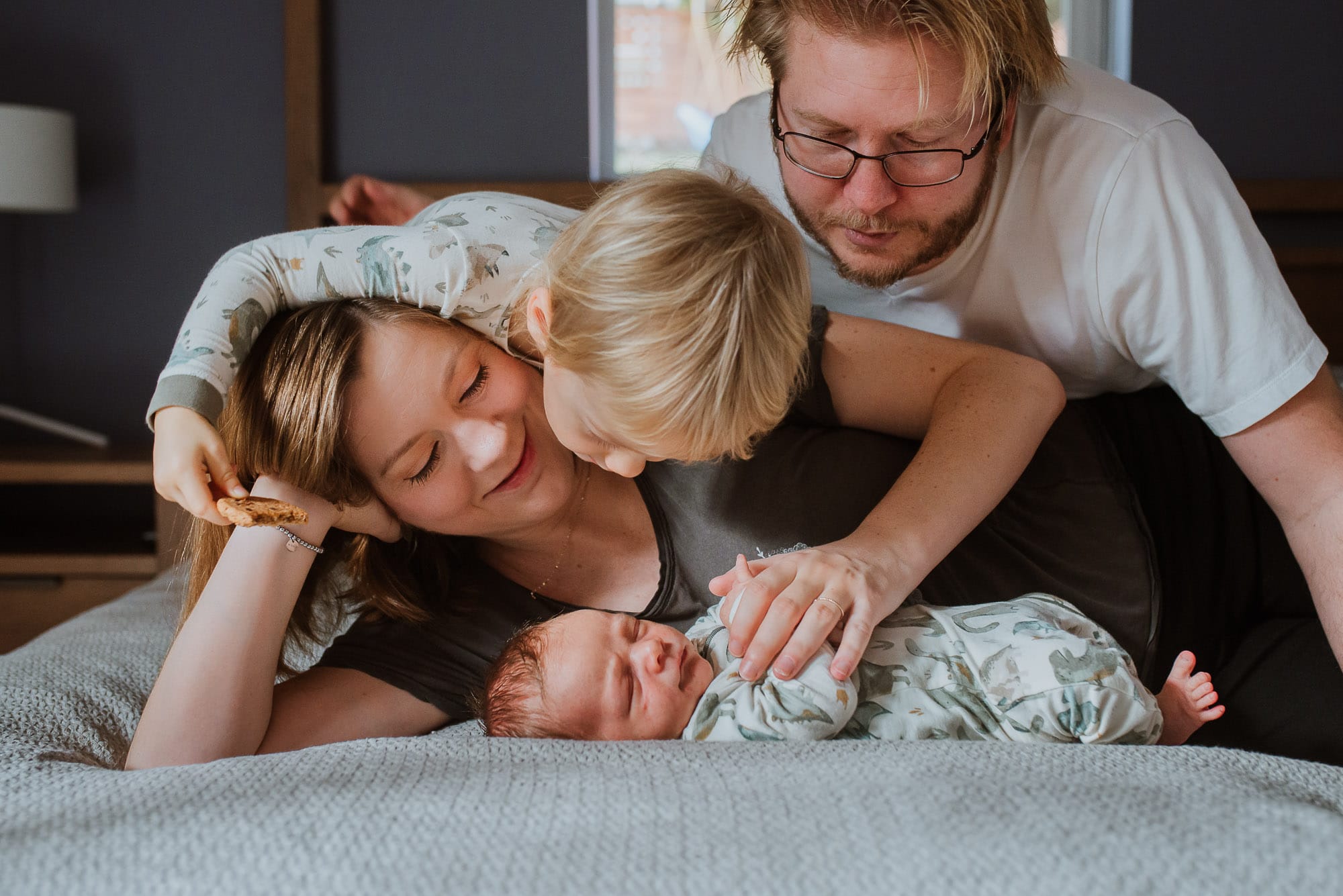 family photo with newborn